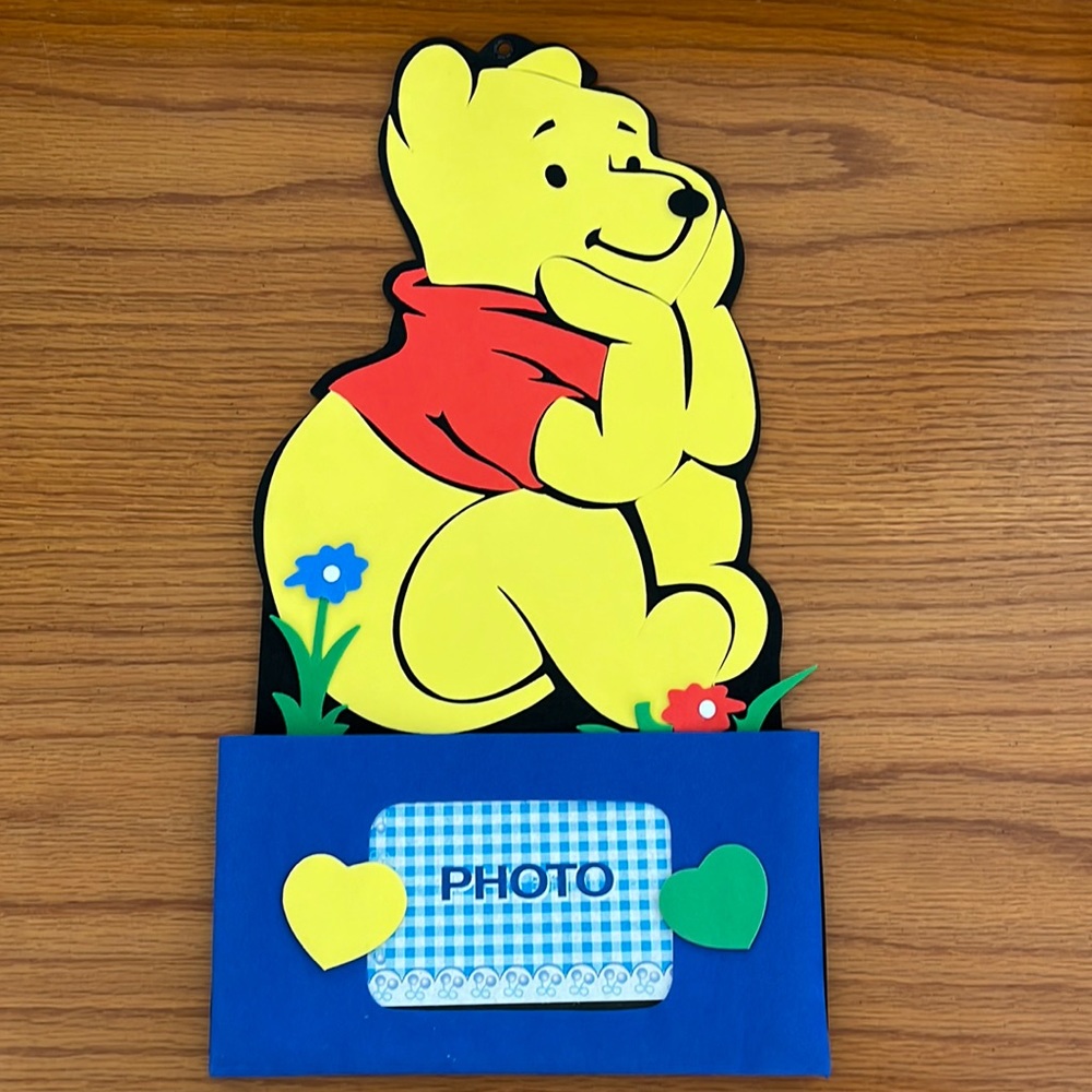 Winnie the Pooh foam wall hanging with photo slot and pocket Brand New